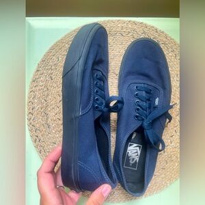 Vans navy blue women’s 10.5
